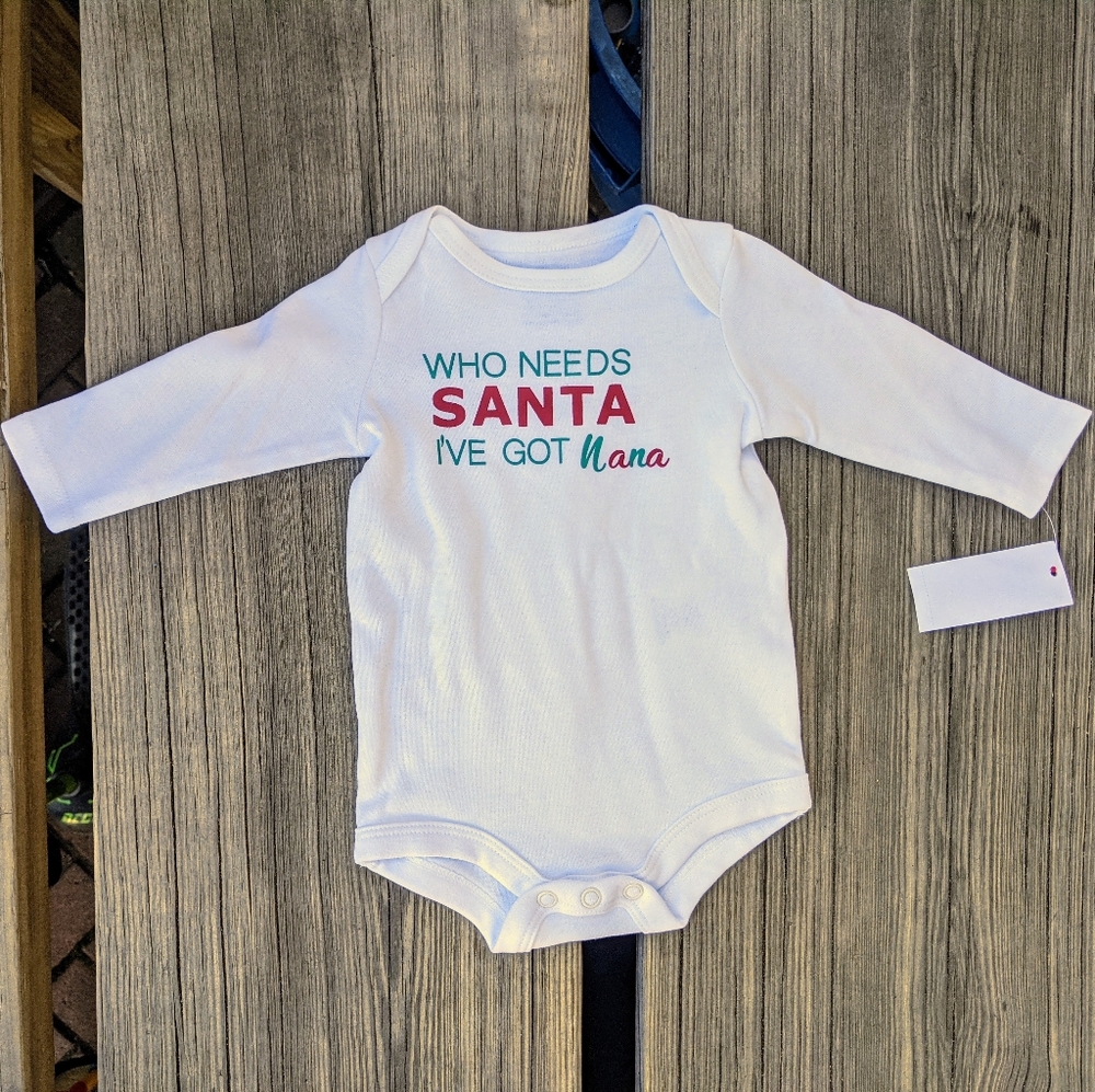 LITTLE WONDERS Holiday Baby Bodysuit NB NWT